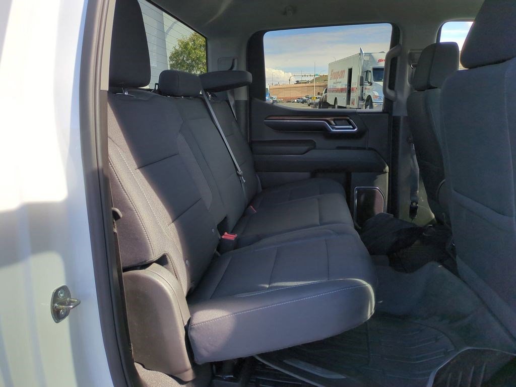 Used 2024 White Chevrolet LT image 29
