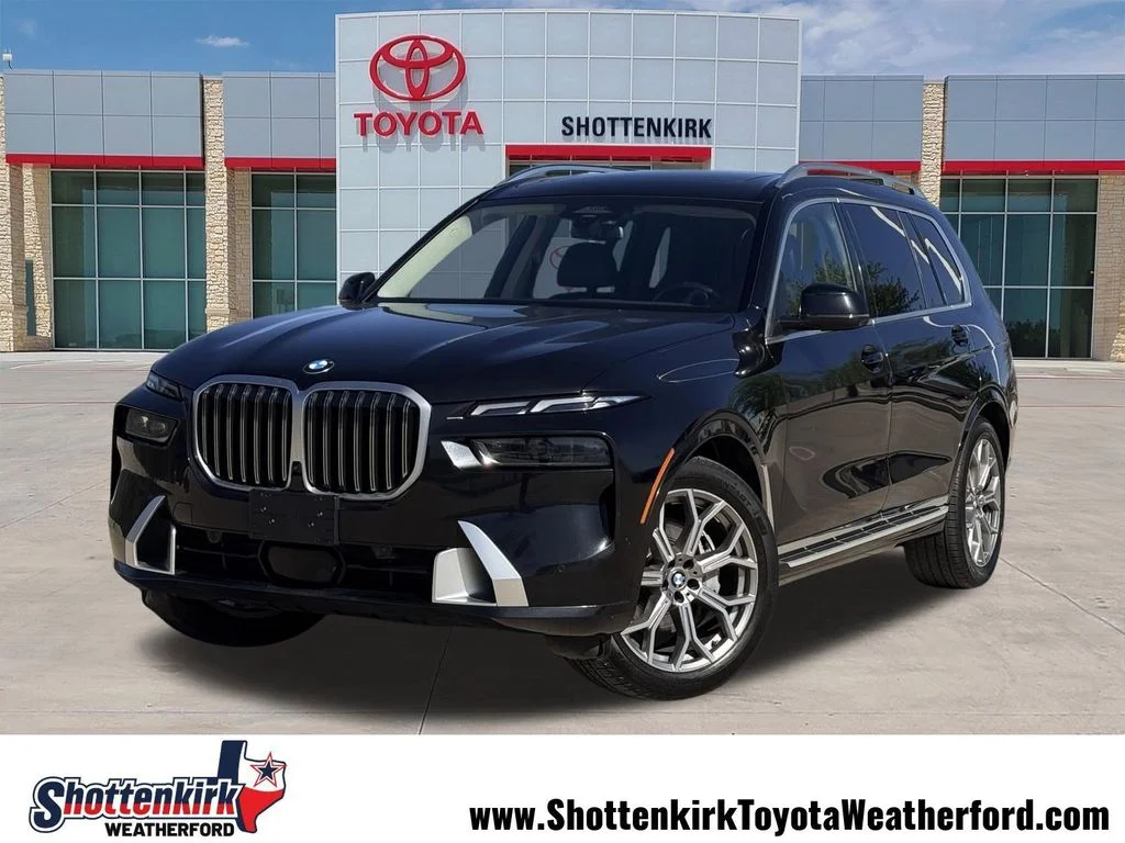 2023 BMW X7