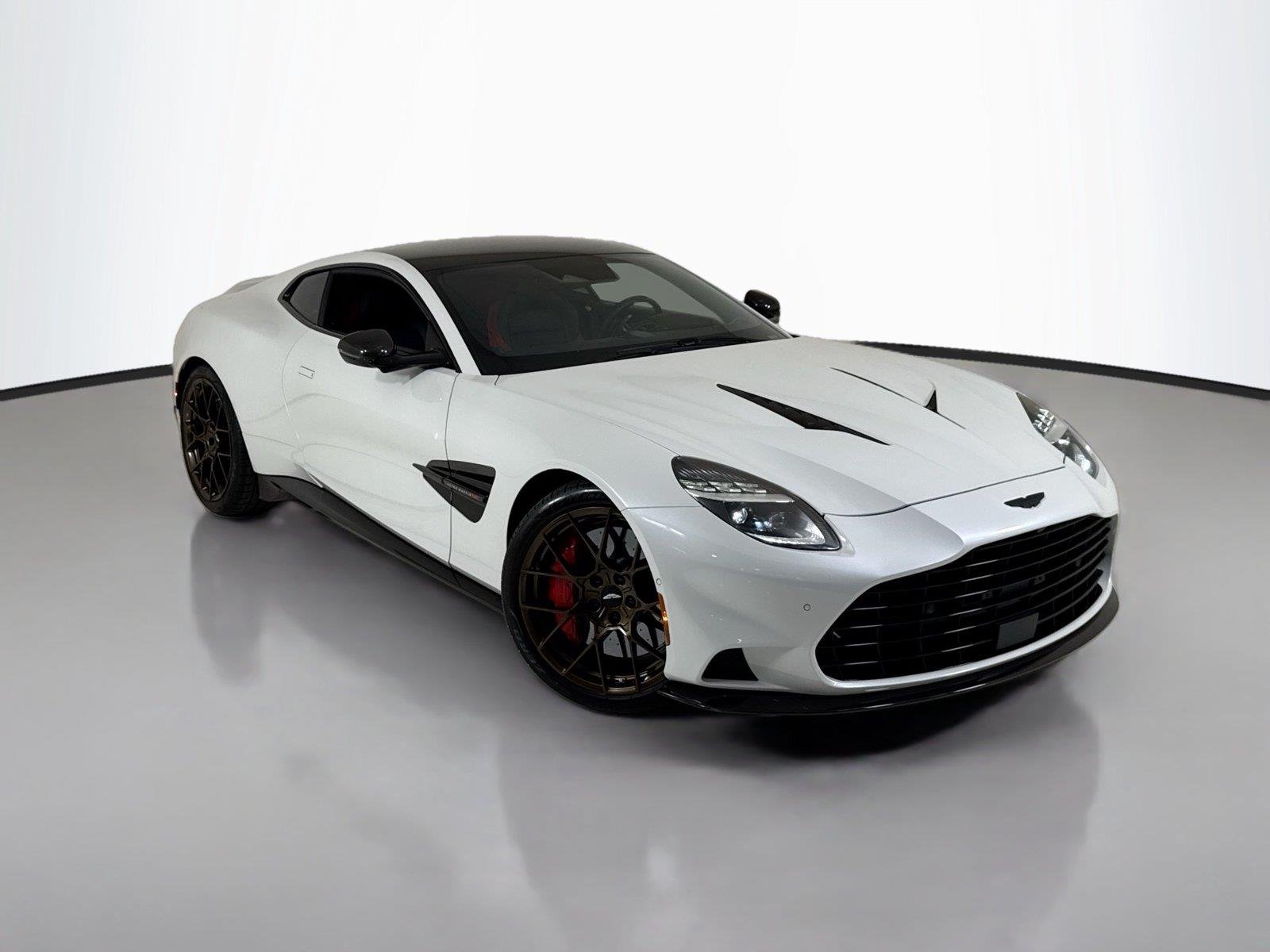 Used 2025 Lunar White Aston Martin  image 46