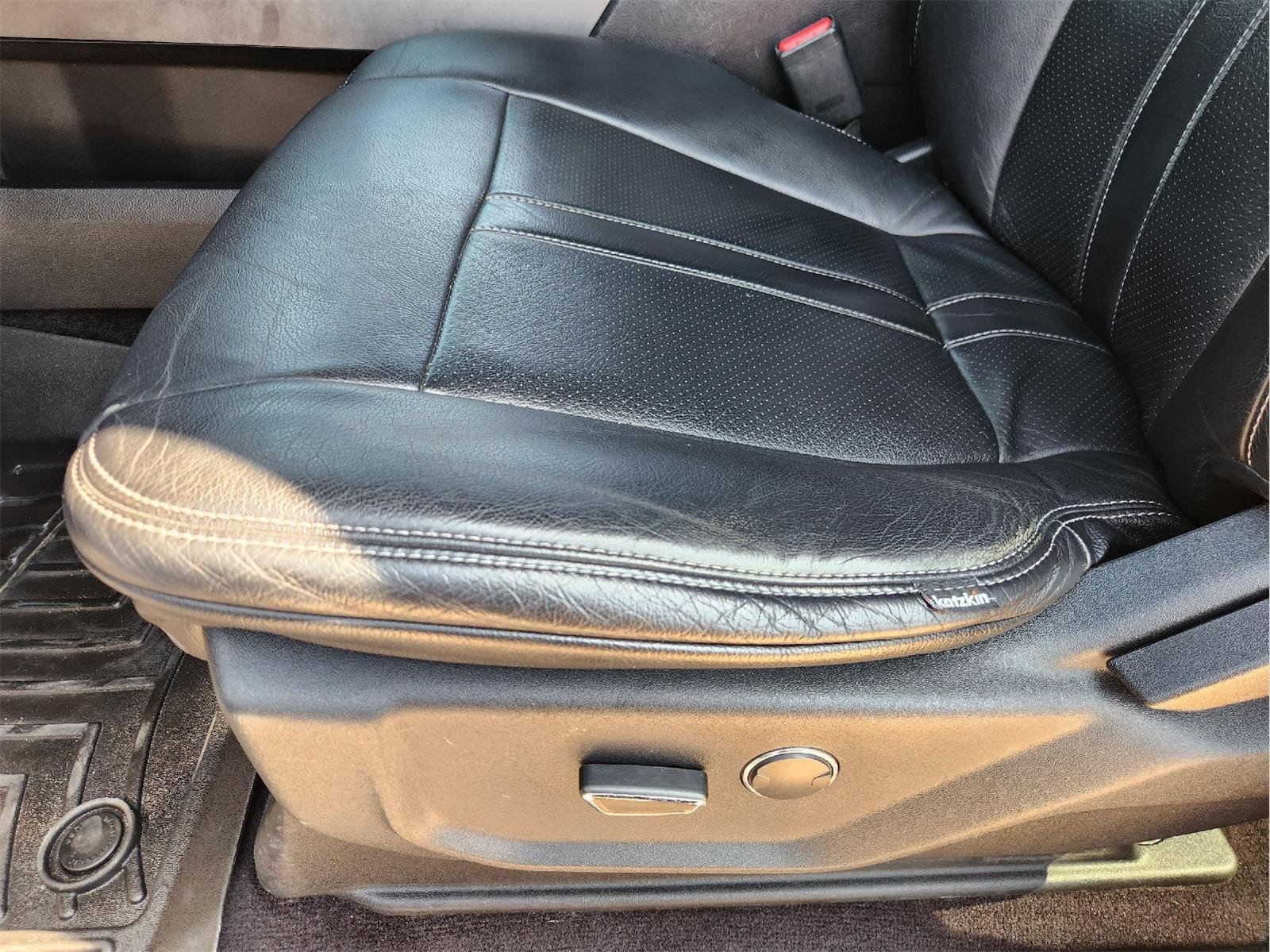 Used 2015  Ford XL image 22