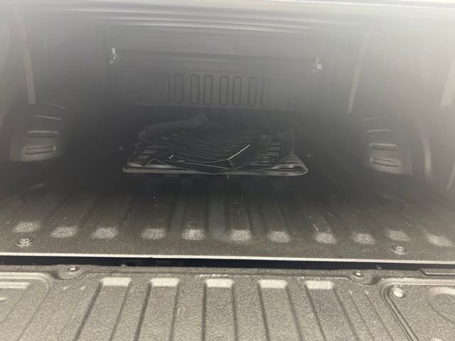 Used 2023 Black Ford Limited image 9