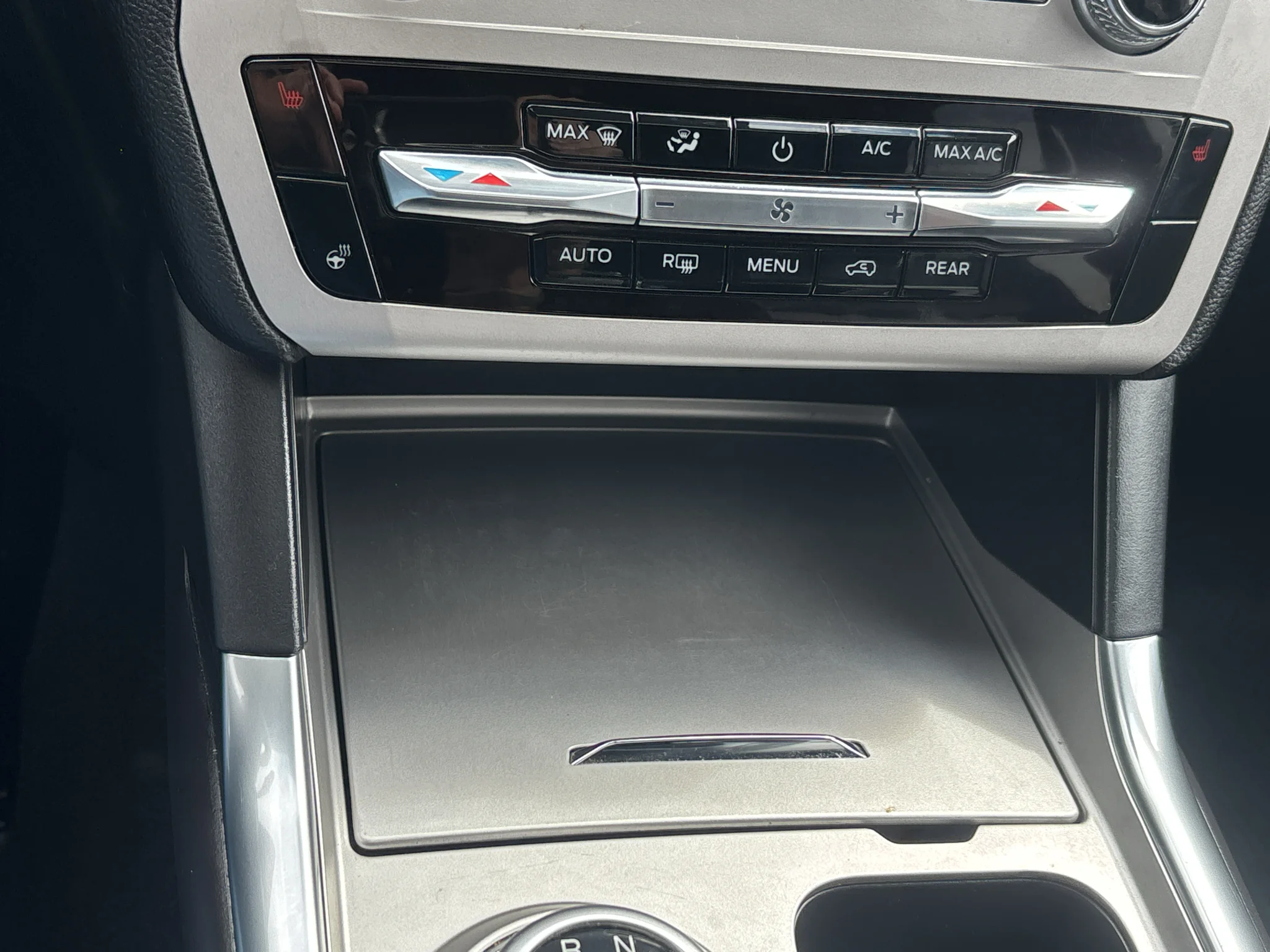 Used 2024 Carbonized Gray Metallic Ford XLT image 20