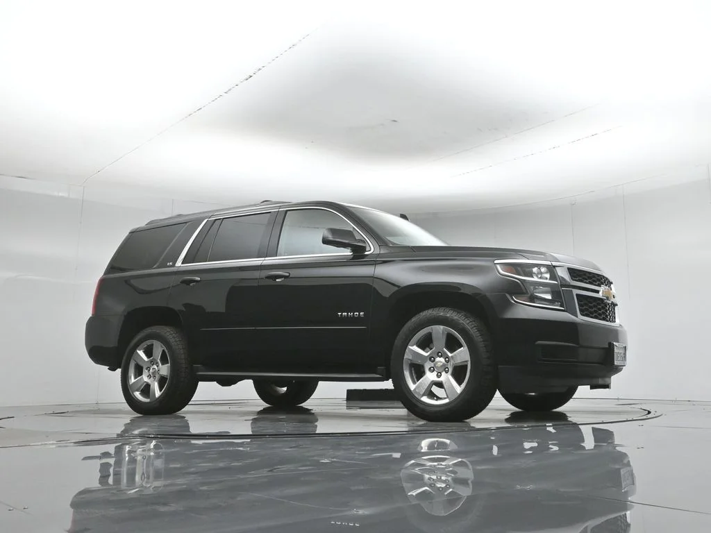 Used 2016 Black Chevrolet LS image 3