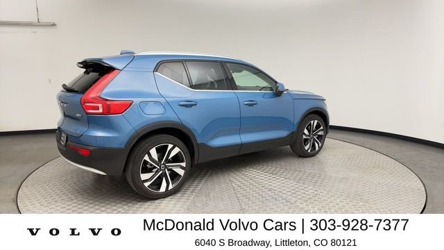 Used 2023 Blue Volvo Ultimate image 2