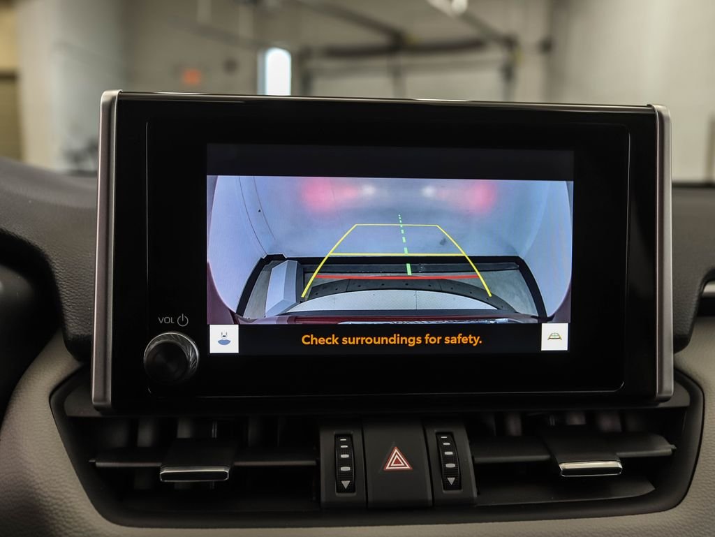 Used 2025 Pearl Toyota XLE Premium image 16