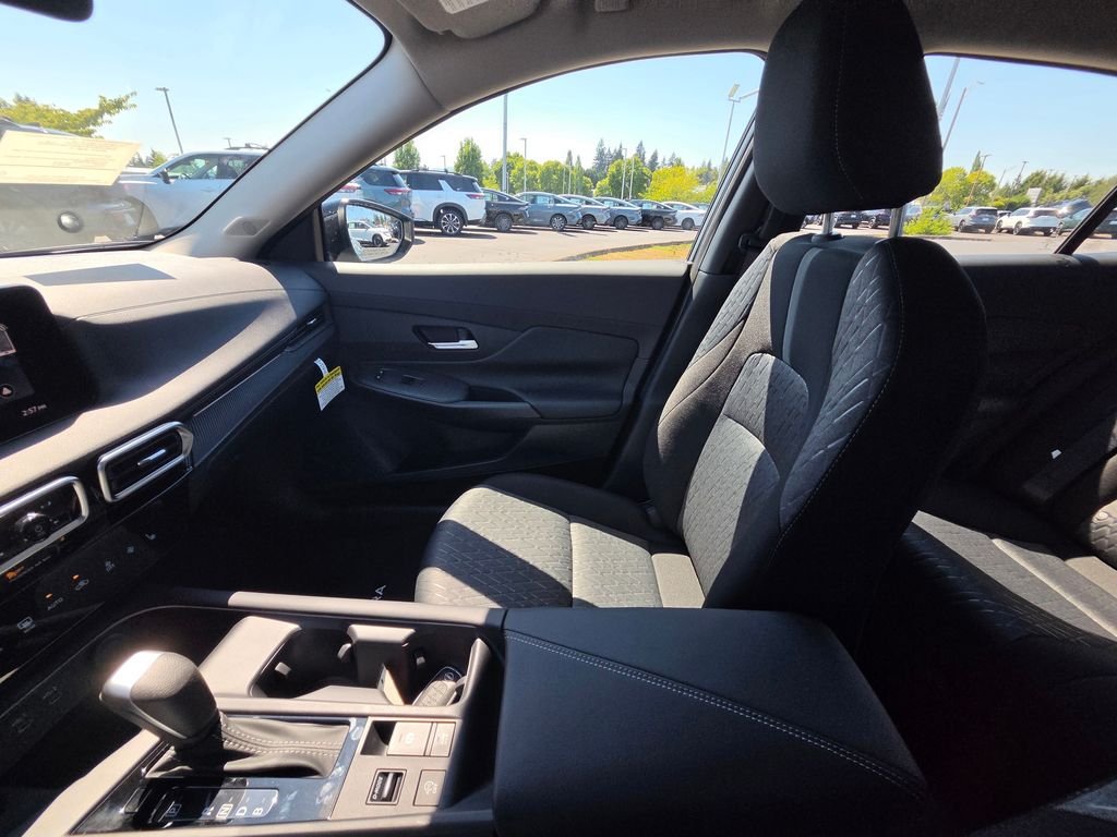 New 2026 Atlantic Gray Metallic Nissan SV image 32