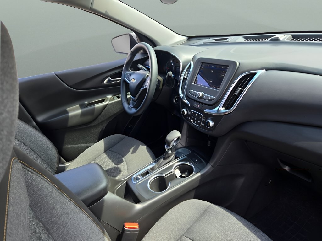 Used 2023 Gray Chevrolet LT image 8