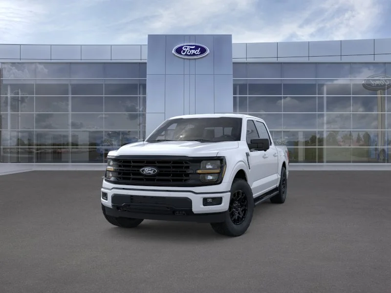 New 2026 Oxford White Ford XLT image 3