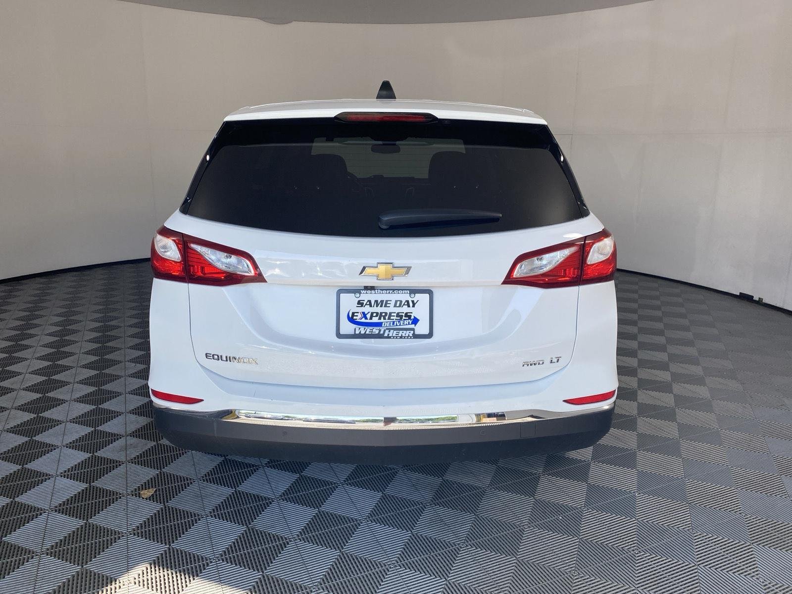 Used 2020 Summit White Chevrolet LT image 8