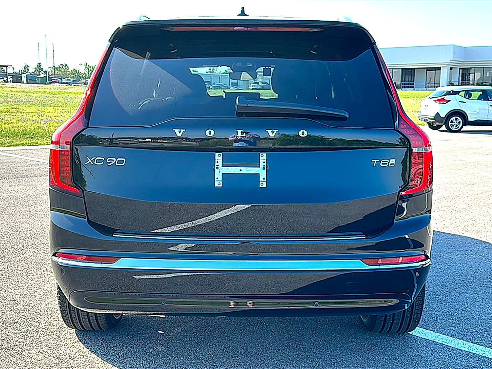 2025 Volvo XC90 Plus - Photo 7
