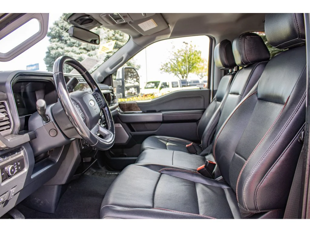 Used 2023 Oxford White Ford LARIAT image 35