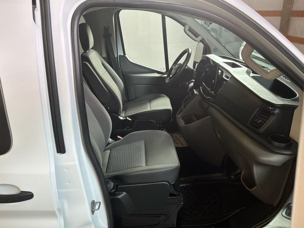 Used 2024 White Ford XLT image 23