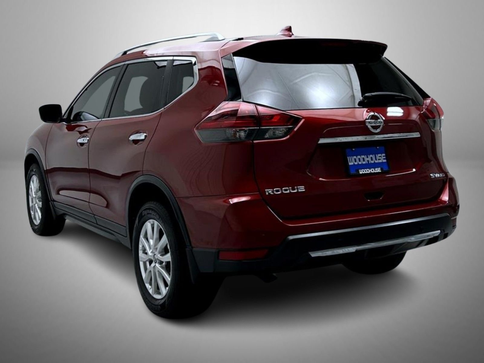 Used 2019 Red Nissan SV image 7