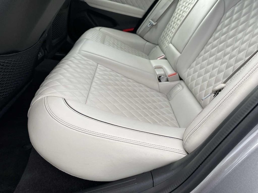 2025 GENESIS G70 Sport Advanced - Photo 29