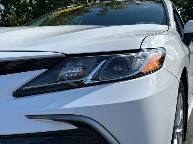 Used 2024 White Toyota LE image 10