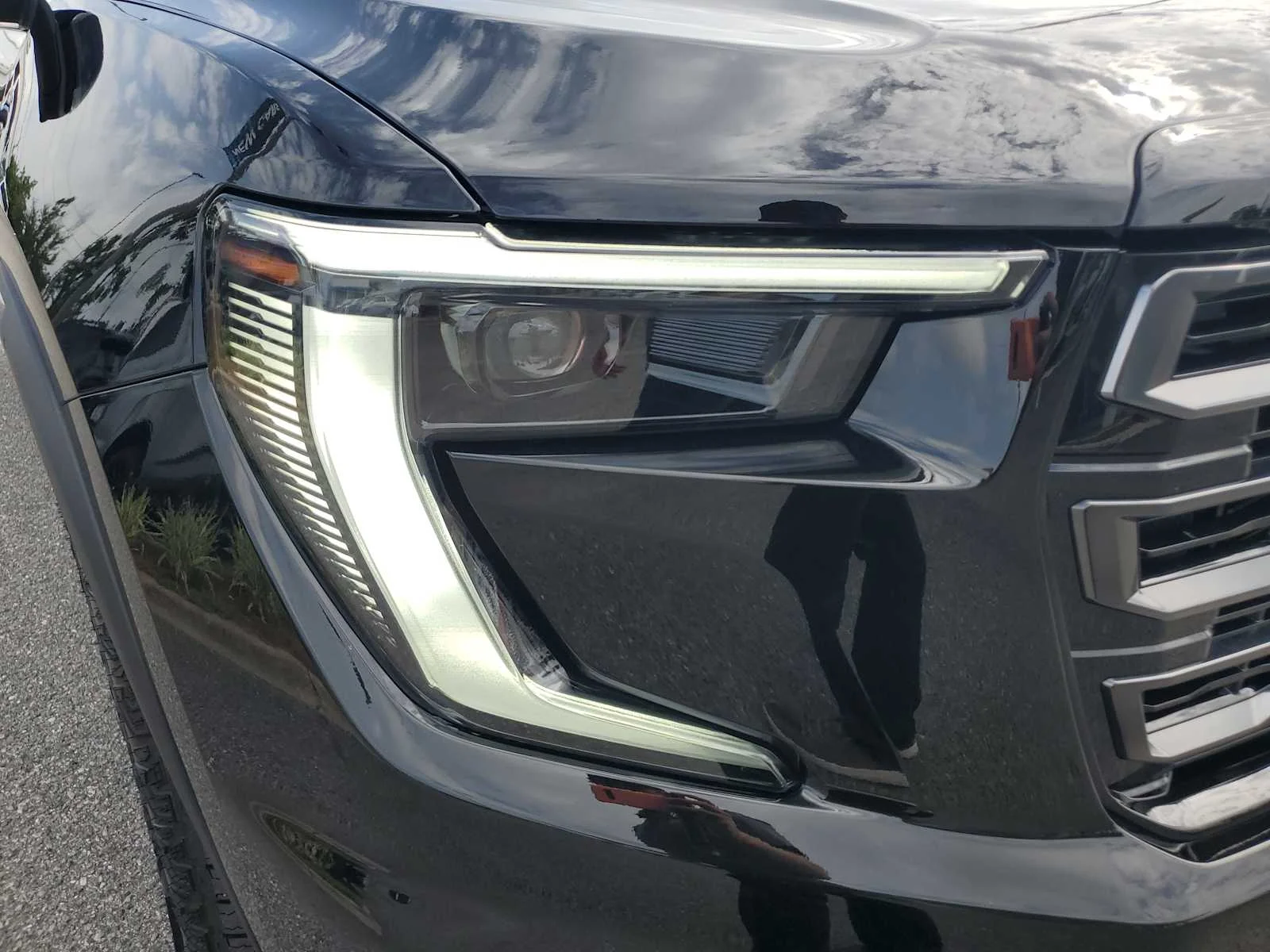 New 2026 Ebony Twilight Metallic GMC AT4 image 11