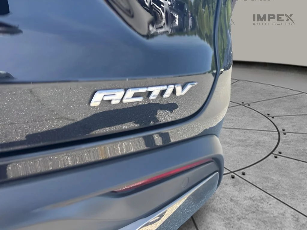 Used 2025 Black Chevrolet ACTIV image 20