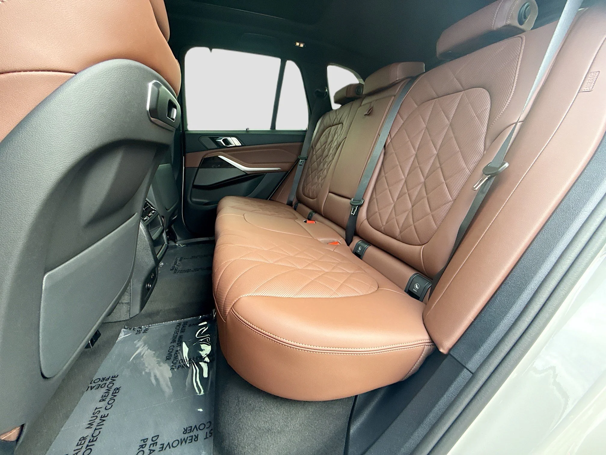 New 2026 Mineral White Metallic BMW sDrive40i image 21