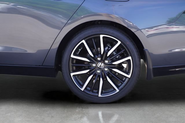 New 2026 Meteorite Gray Metallic Honda Touring image 9