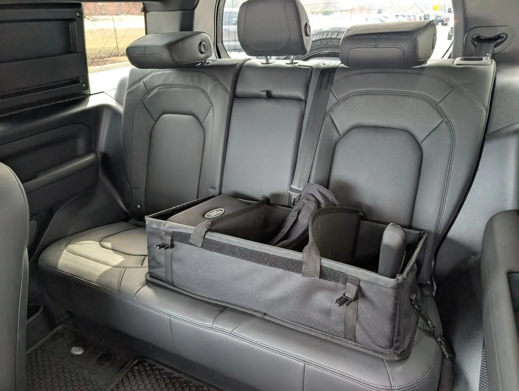 Used 2023 Black Land Rover V8 image 23