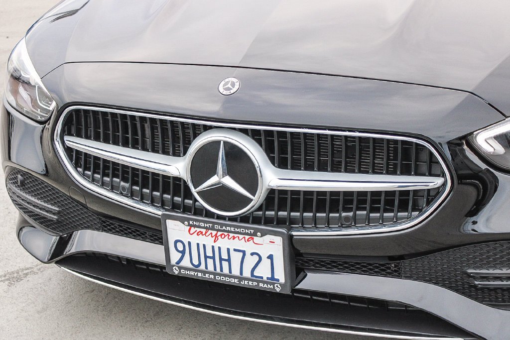 Used 2025 Black Mercedes-Benz C 300 image 6