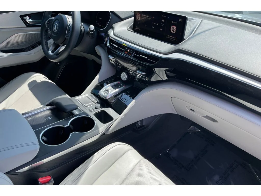 Used 2023 Lunar Silver Metallic Acura TECH image 19