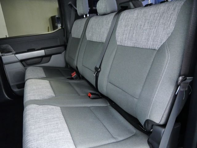 Used 2023 Silver Ford XLT image 16