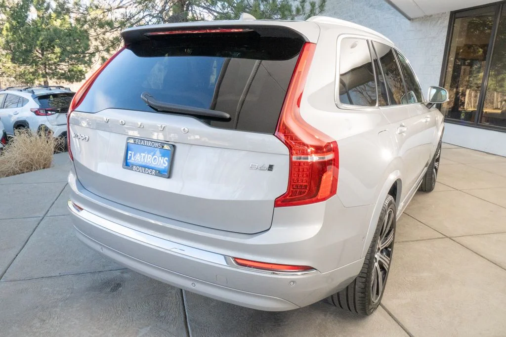 Used 2023 Silver Volvo Ultimate image 6