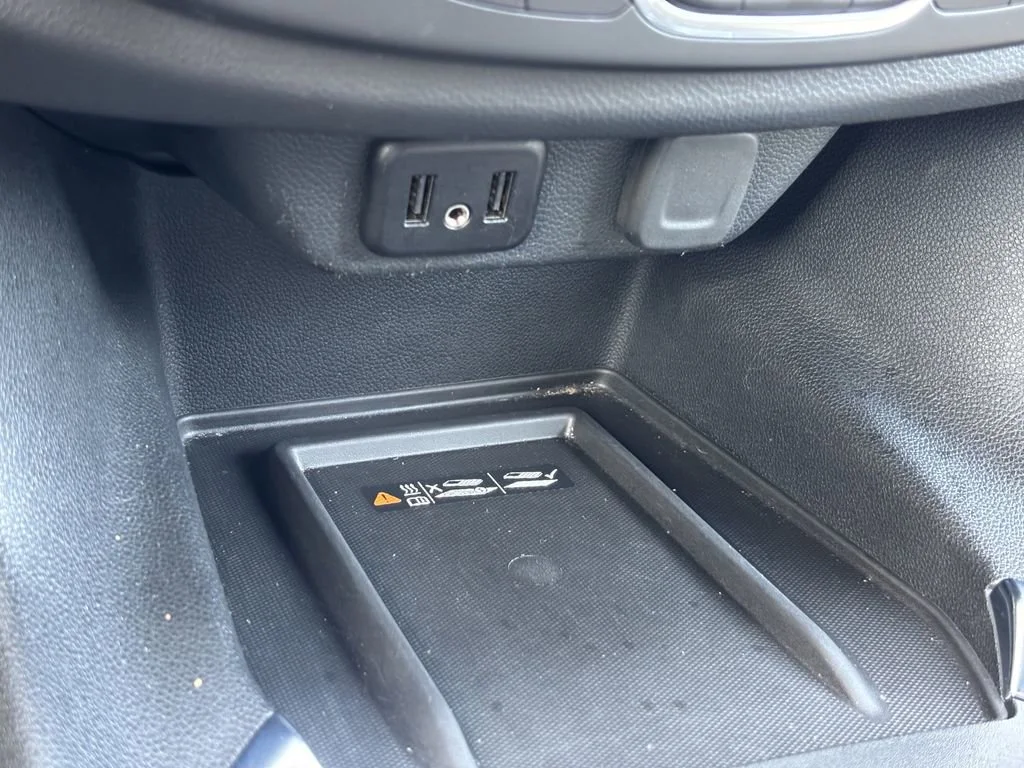 Used 2022 Northsky Blue Metallic Chevrolet LT Leather image 30
