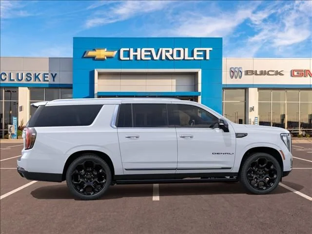 New 2026 White GMC Denali Ultimate image 5