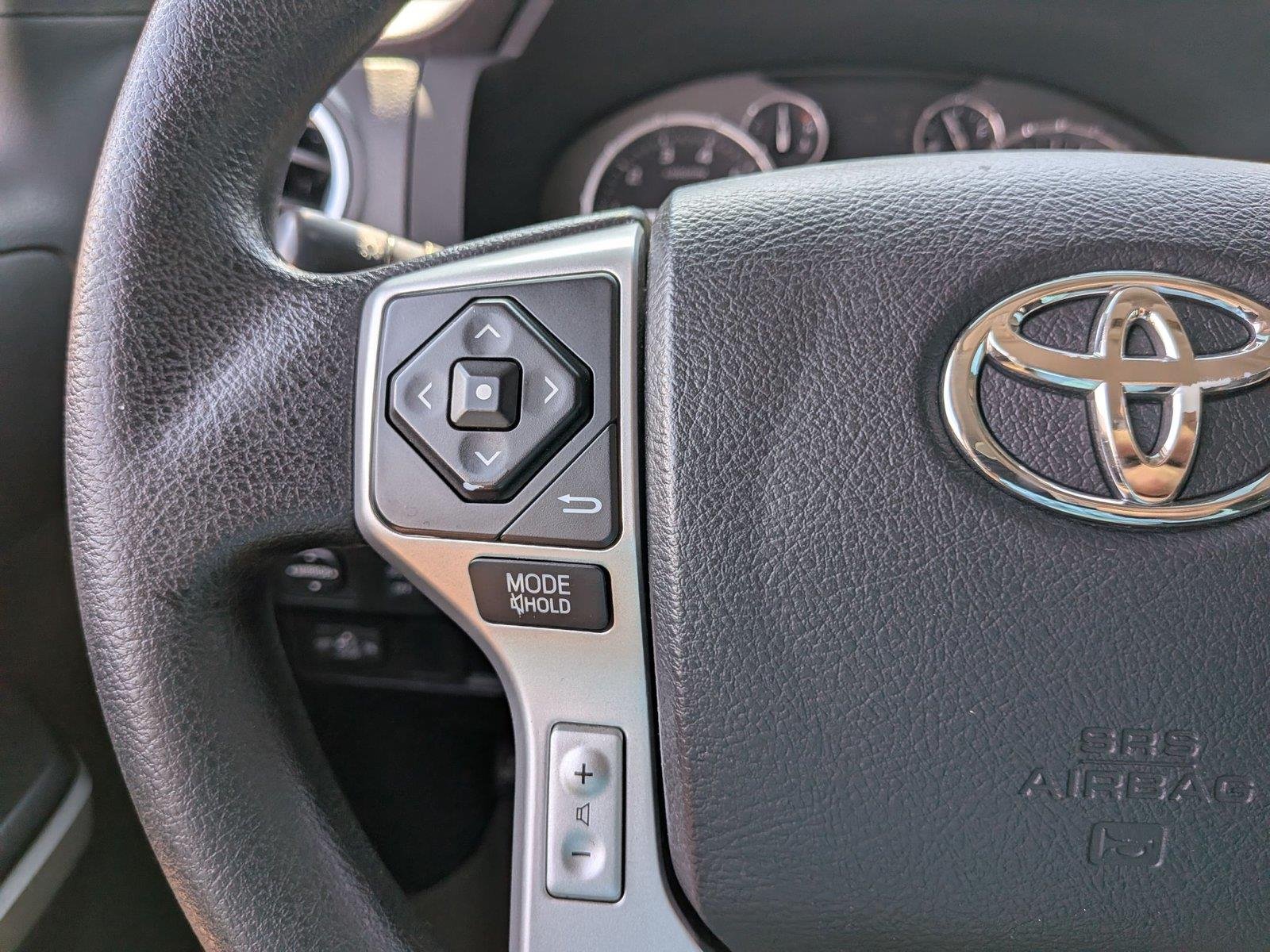Used 2015 Blue Ribbon Metallic Toyota SR5 image 21