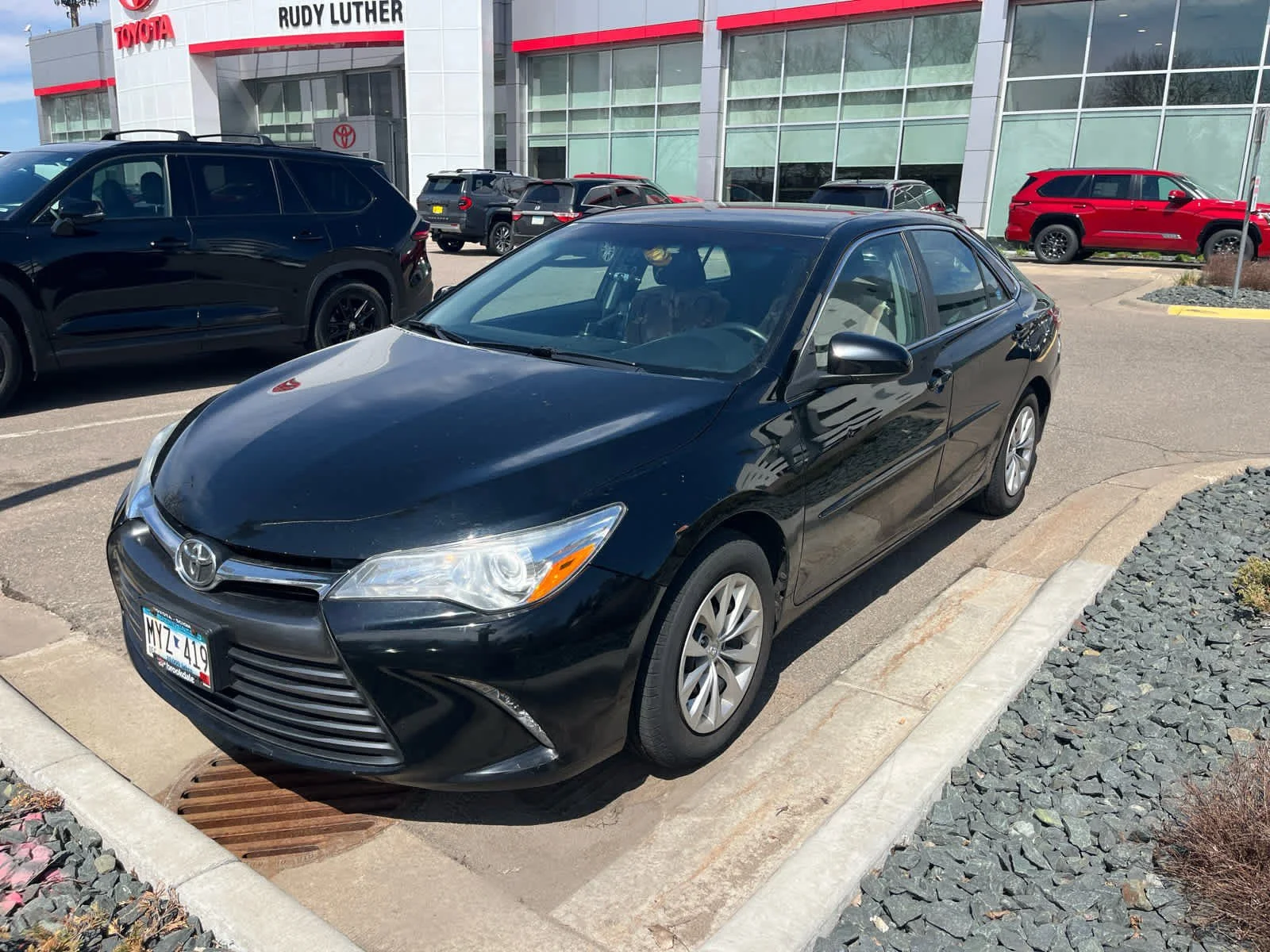 Used 2016 Toyota Camry LE with VIN 4T4BF1FK9GR523480 for sale in Golden Valley, Minnesota