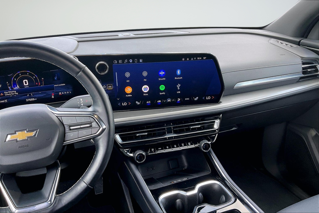 Used 2025 Gray Chevrolet LT image 13