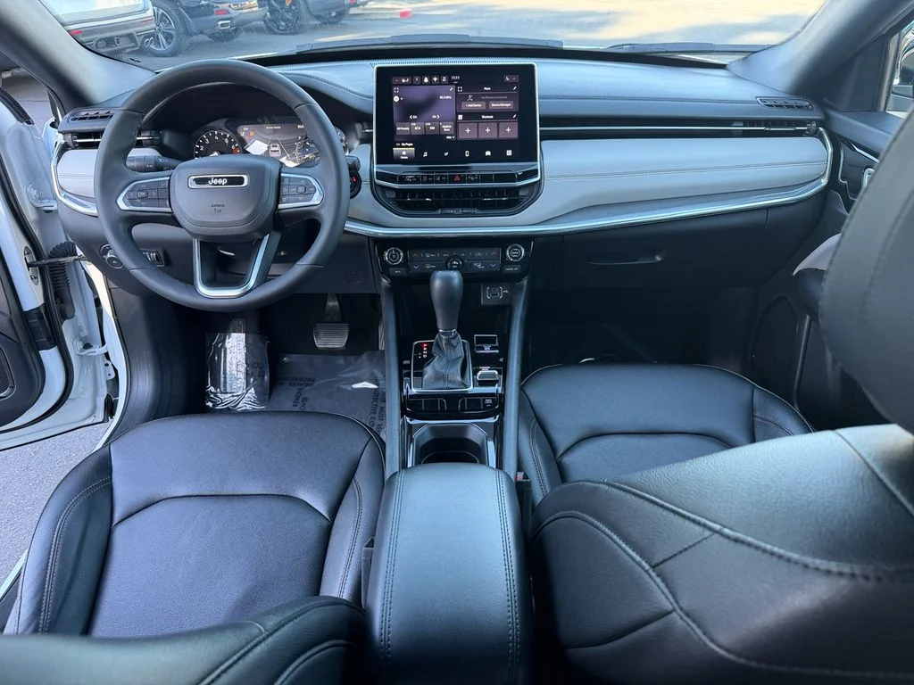 Used 2024 Bright White Clearcoat Jeep Limited image 25