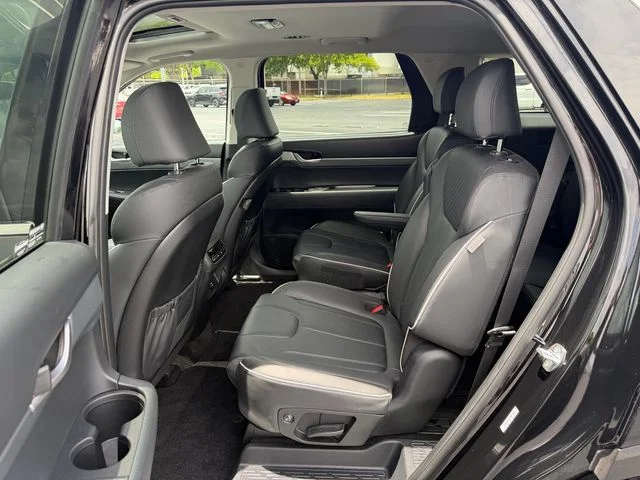 Used 2023 Black Hyundai XRT image 13