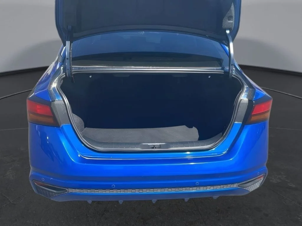 2025 Nissan Altima SV - Photo 11