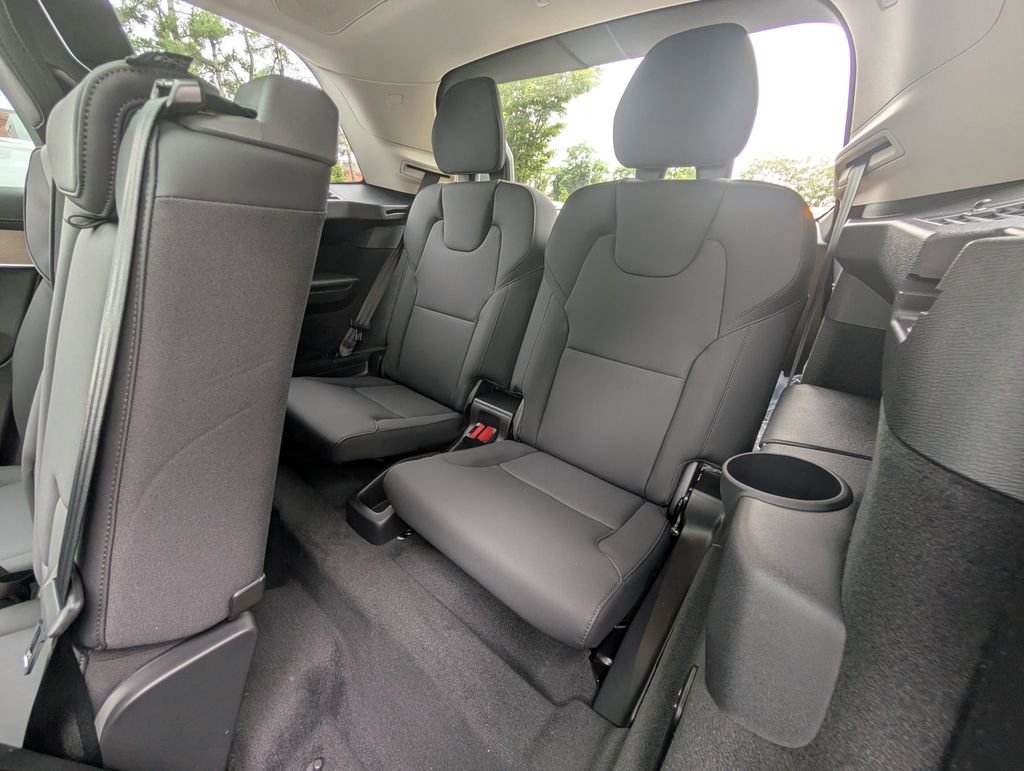 2025 Volvo XC90 Plus - Photo 7