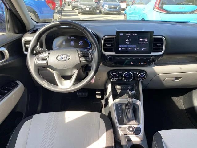 Used 2023 Blue Hyundai SEL image 8