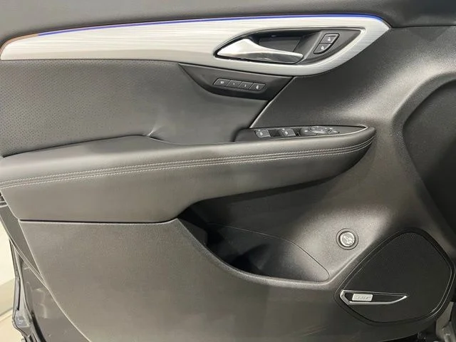 Used 2024 Black Buick Avenir image 10