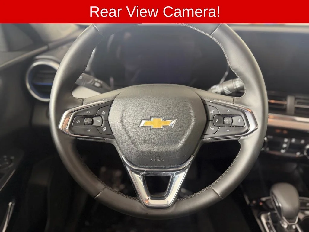 Used 2025 Gray Chevrolet LT image 9