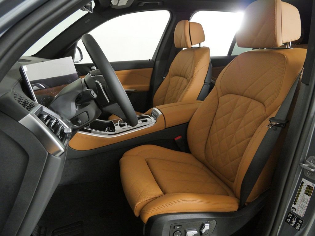 New 2026 Skyscraper Grey Metallic BMW xDrive40i image 36