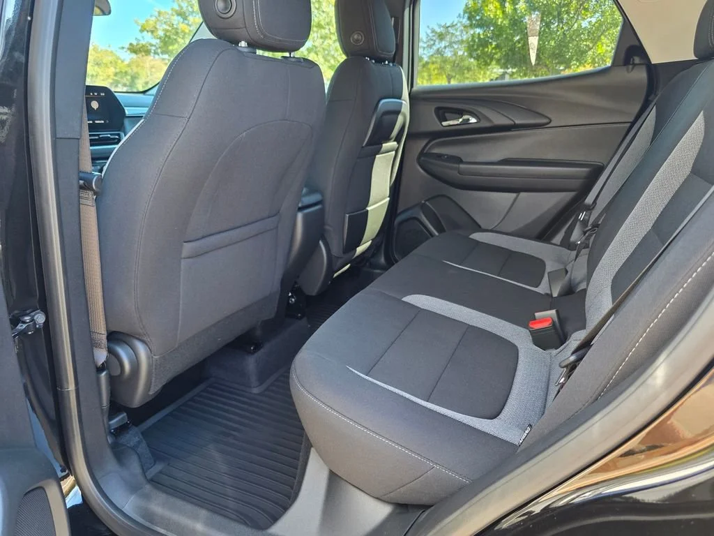New 2026 Mosaic Black Metallic Chevrolet LT image 18