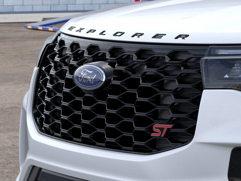 New 2026 Star White Metallic Tri-Coat Ford ST image 40