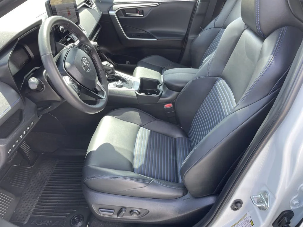 Used 2024 Wind Chill Pearl/Midnight Black Metallic Toyota Hybrid XSE image 15