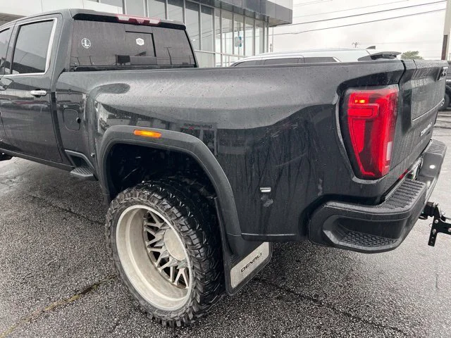 Used 2022 ONYX BLACK GMC Denali image 24