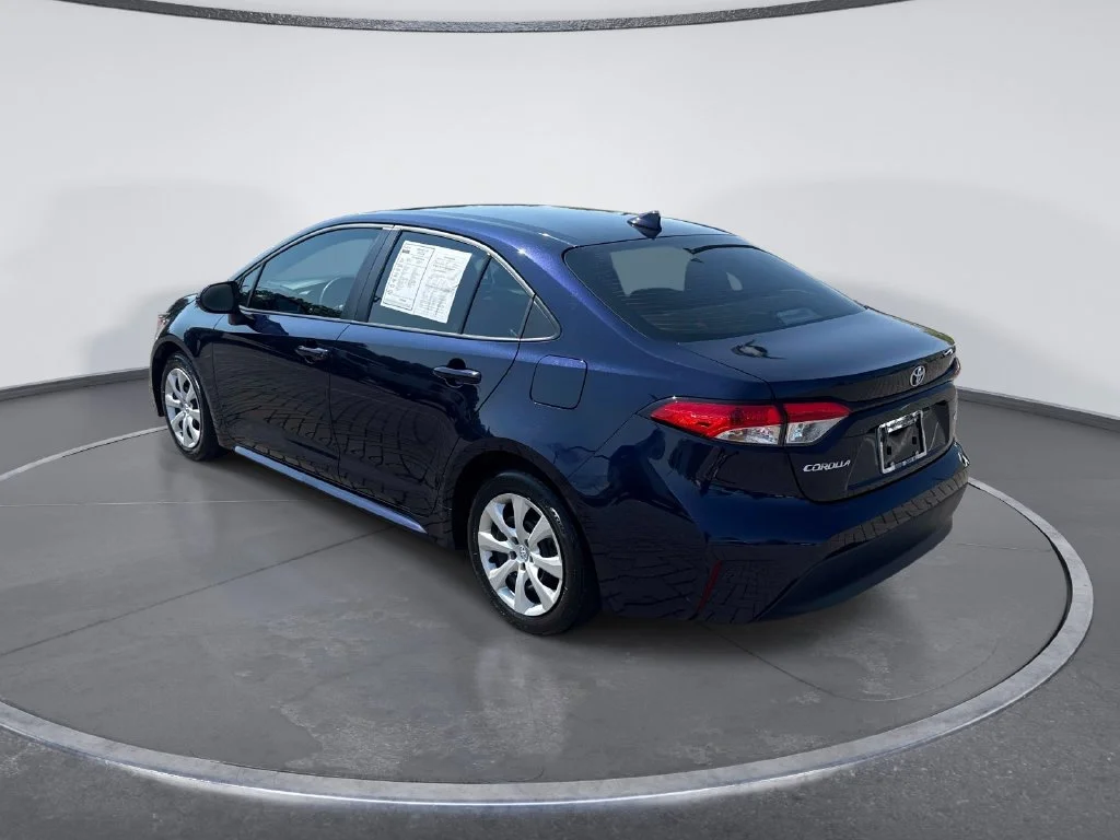 Used 2024  Toyota LE image 5