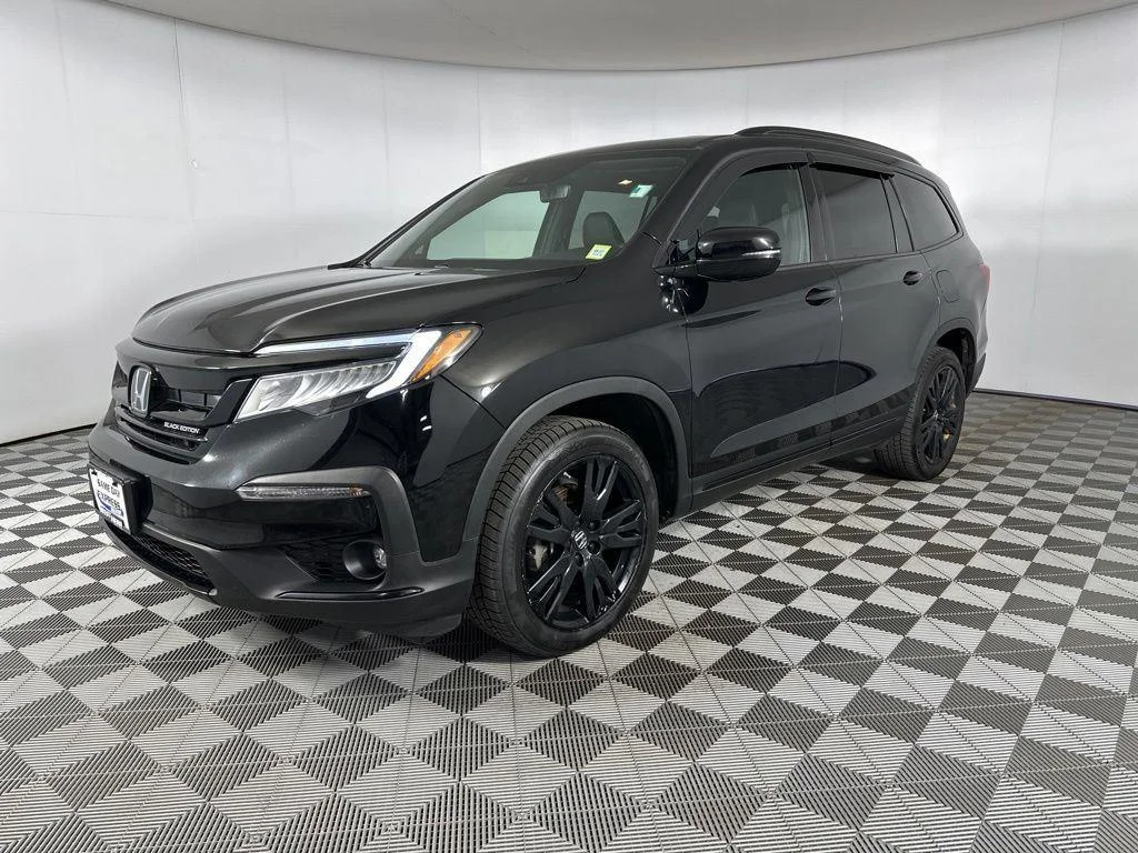Used 2022 Crystal Black Pearl Honda Black Edition image 5