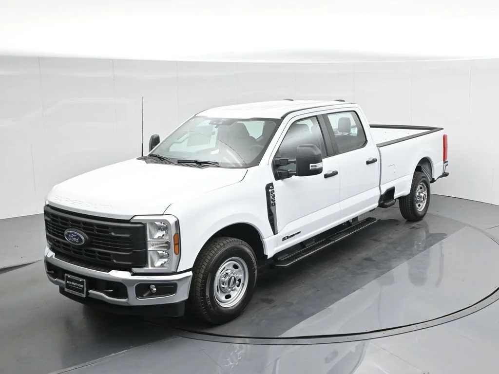 New 2026 White Ford XL image 38