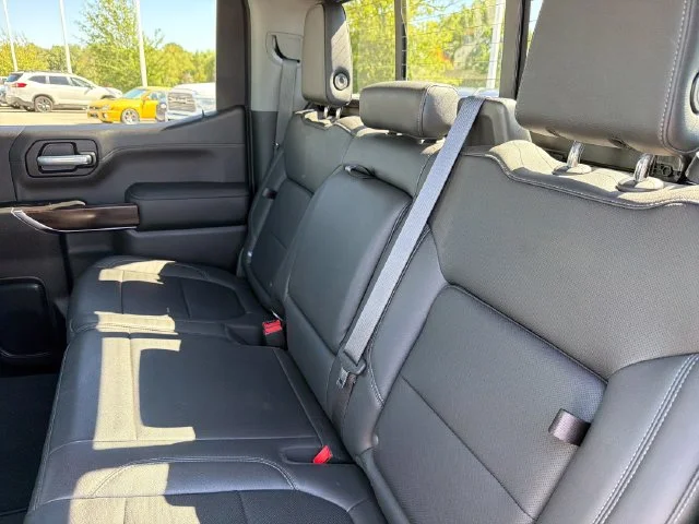 Used 2021 Silver GMC SLT image 21