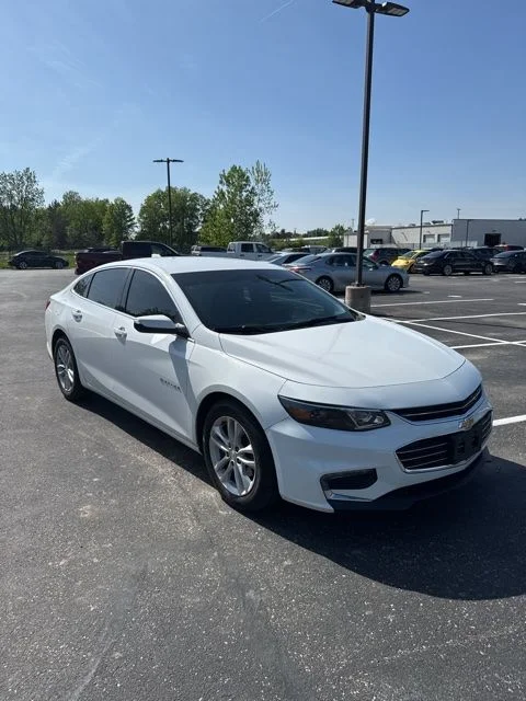 1G1ZD5ST6JF137659